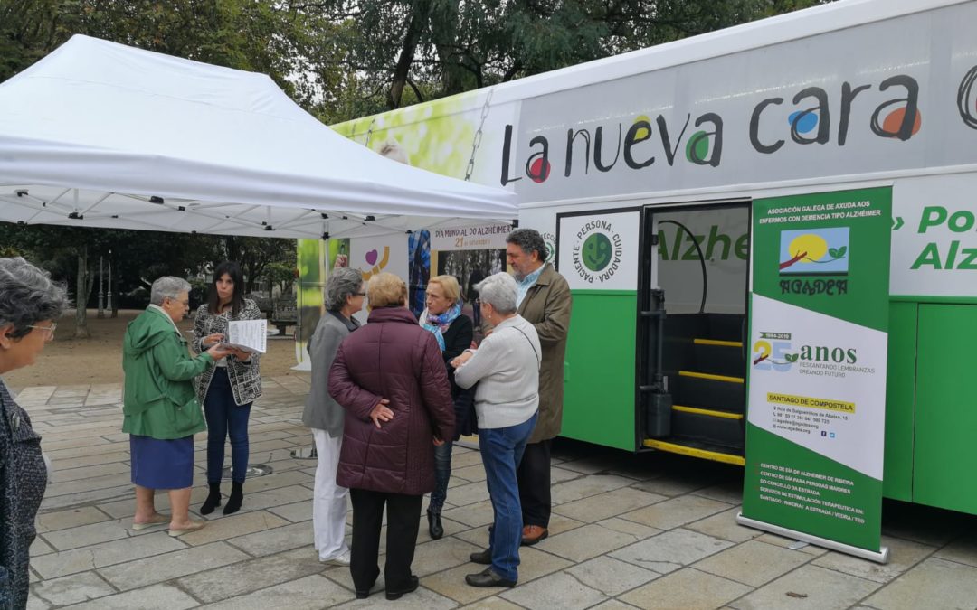 Autobuses de CEAFA recorren España para concienciar sobre el alzhéimer
